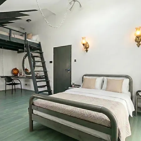 Golden Urban House - 别墅 *